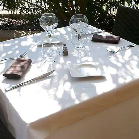 Hotel Le Pré Saint Michel