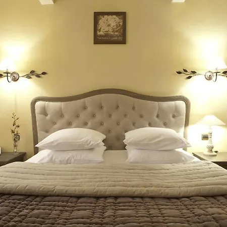 Hotel Le Pré Saint Michel 3*