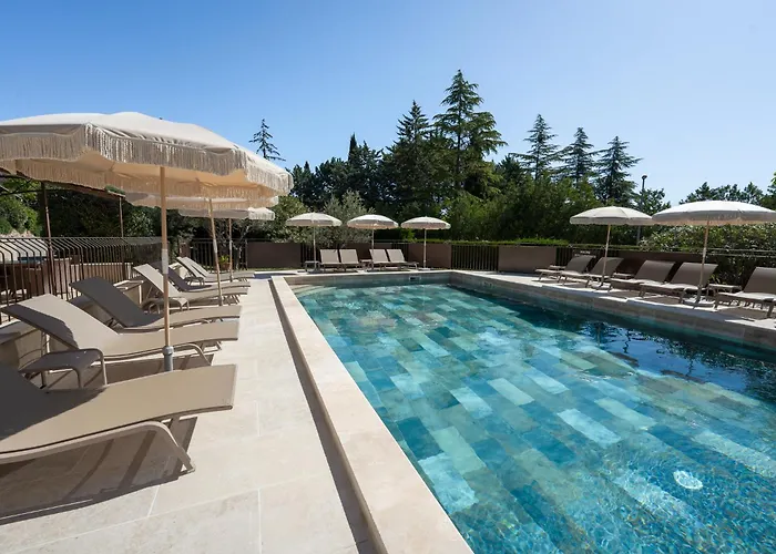 Le Pré Saint Michel Hotel 3*