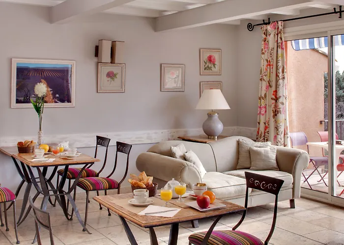 Le Pré Saint Michel Hotel