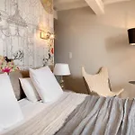 Le Pre Saint Michel Hotel 3*