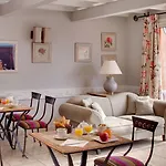 Le Pre Saint Michel Hotel