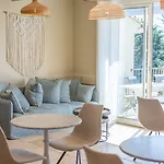 Le Pre Saint Michel Hotel 3*