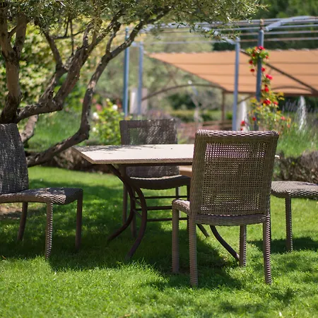 Le Pre Saint Michel Hotel 3*