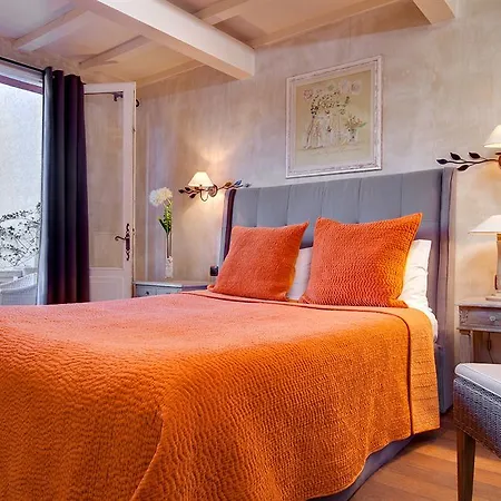 Le Pre Saint Michel 3* Маноск
