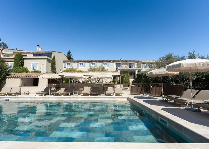 Le Pre Saint Michel Hotel 3*